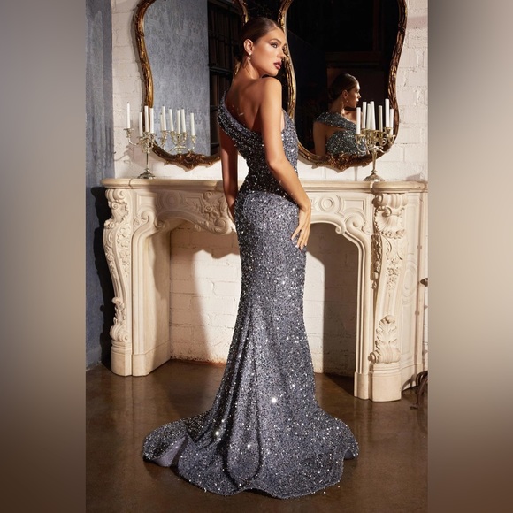 Silver one shoulder mermaid dress - Picture 2 of 7